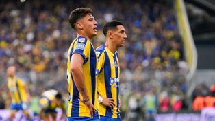 Alejo Veliz y Ángel Di María, de regreso en el Gigante y con la camiseta de Central.