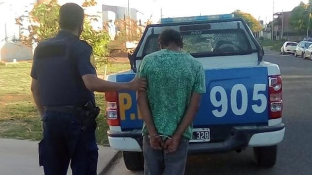 Paraná: detenido por intentar apuñalar a su hermana