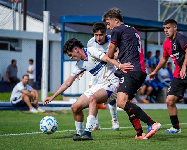 Los pibes de Newells no pudieron con Gimnasia y quedaron eliminados.