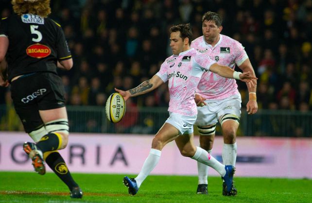 Nicolás Sanchez, uno de los rugbiers que más gana