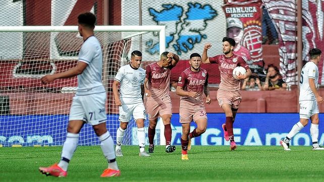 Lanús defiende la punta de su grupo ante Montevideo Wanderers