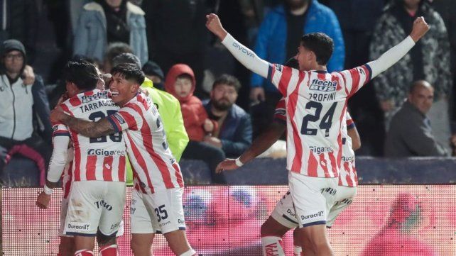 Unión metió un triunfazo y está en cuartos de final.