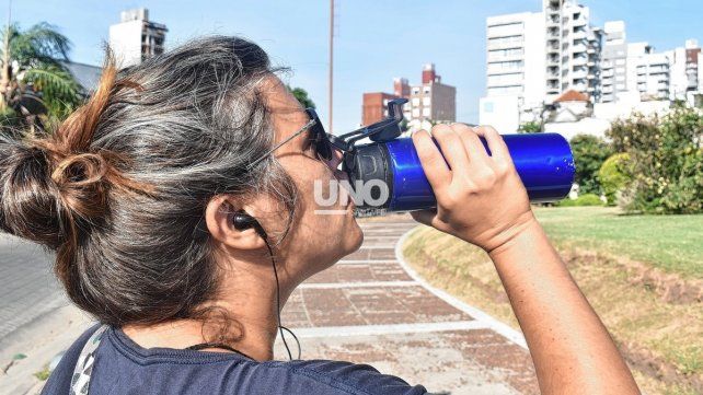 Un martes con mucho calor en la ciudad de Santa Fe: sigue vigente el alerta por temperaturas extremas