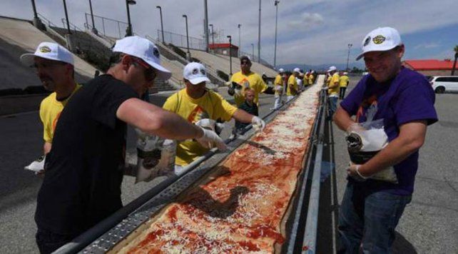 Ma como: la pizza más larga es de California