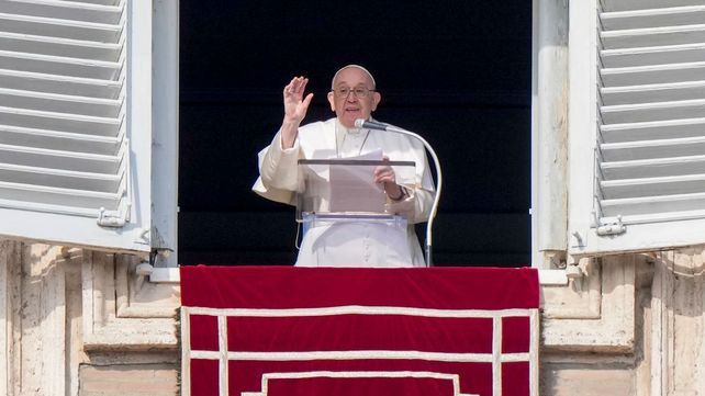 El Papa Francisco ante fieles reunidos en la Plaza San Pedro. Imagen de archivo.&nbsp;
