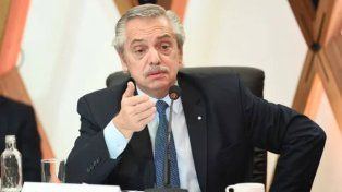 Alberto Fernández defendió a Rosario Central y respaldó la gestión de Chiqui Tapia