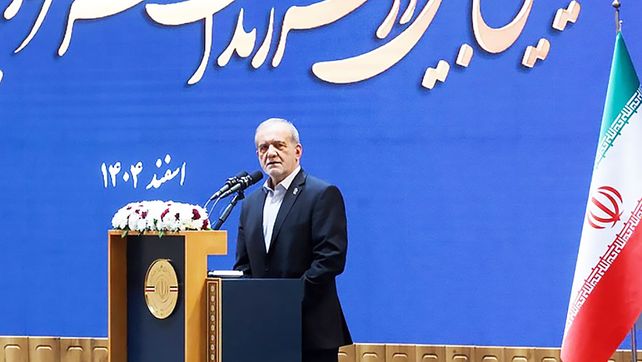 Donald Trump advirtió que “hoy Irán será golpeado duro” y que “se está considerando seriamente la destrucción total” de algunas zonas