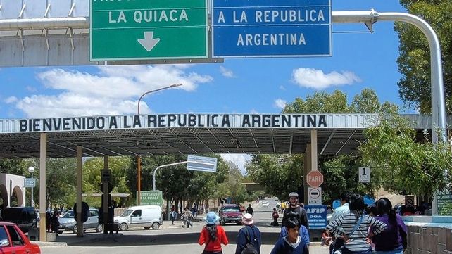 El Gobierno derogó el decreto que impedía el ingreso al país de extranjeros con antecedentes