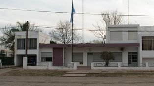 Denuncian a una empleada por defraudación en 900 mil pesos