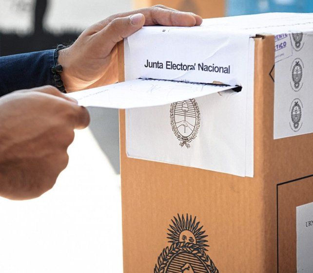Este domingo en Corrientes siete candidatos disputan la gobernación.