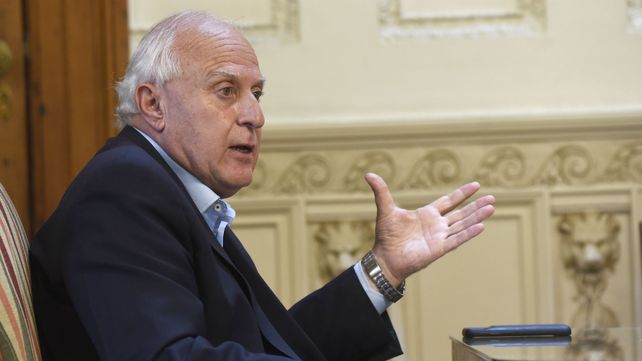 Lifschitz le reclamó a la Nación fondos para auxiliar a municipios y comunas