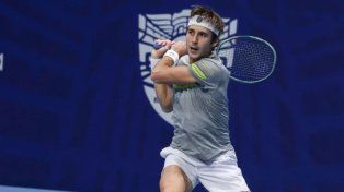 ATP de Atenas: Etcheverry batalló y se llevó un valioso triunfo ante McDonald