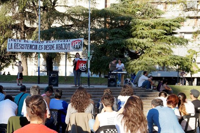 Los anarquistas rosarinos llevan varios días de deliberaciones.