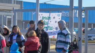Libres del Sur se manifestó en dos supermercados de Paraná para reclamar contra la inflación. Denunciaron la falta de mercadería para comedores y merenderos.
