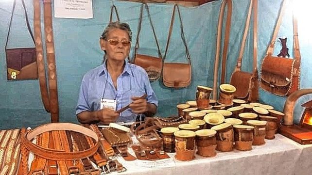 Cuero. Numerosas obras de don Troncoso