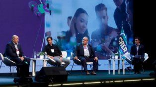 En el Congreso CREA 2022, dos líderes empresarios contaron qué hace falta para aprovechar las nuevas oportunidades.