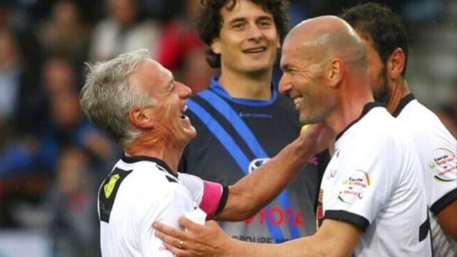 Deschamps dejaría de ser el DT de Francia luego del Mundial y asoma Zidane como reemplazo Deschamps dejaría de ser el DT de Francia luego del Mundial y asoma Zidane como reemplazo