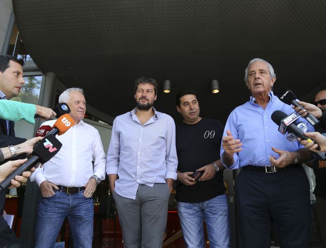 Tras el cónclave. Blanco
