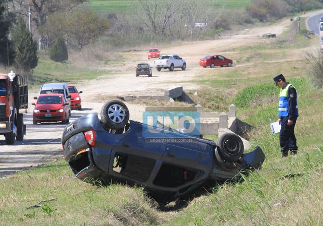 Policías y viales. De los tres federalenses que tumbaron en el Acceso Norte