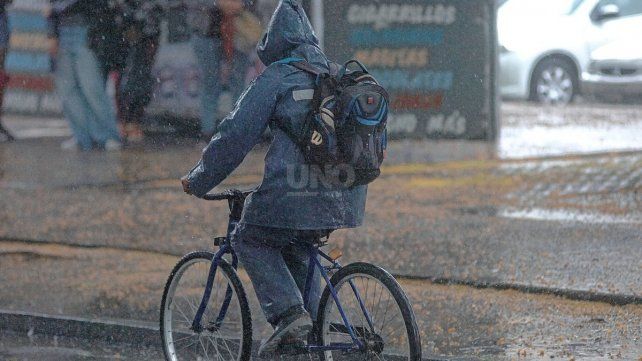 Con más de 100 milímetros caídos está vigente un alerta meteorológico por tormentas