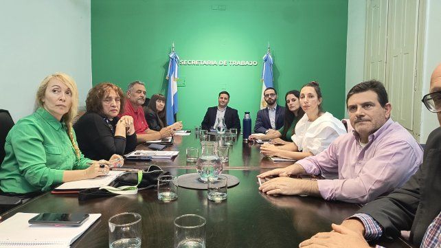 La reunión paritaria se realizó este lunes. Se retoma el jueves 17 a las 10