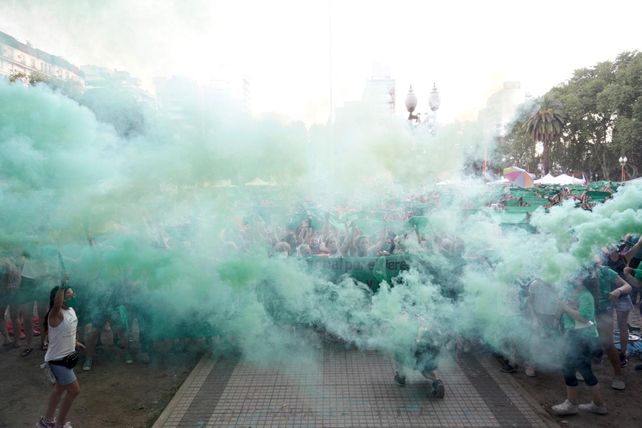 Pañuelazo verde en la plaza San Martín.&nbsp;