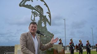El acto realizado a orillas del Paraná.