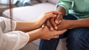 Aseguran que la demanda en salud mental está desbordada en el sector público.
