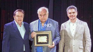 Rafael Gutiérrez fue homenajeado por el Colegio de Magistrados y Funcionarios de Santa Fe.
