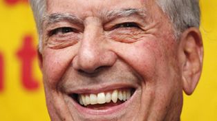 Vargas Llosa, el eterno candidato, gan&oacute; el premio Nobel de literatura