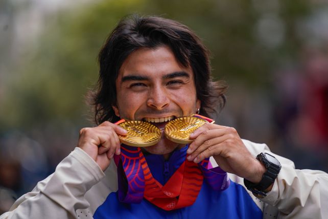 Santino Basaldella se colgó dos medallas de oro en Stand Up Paddle en estos Juegos Suramericanos.
