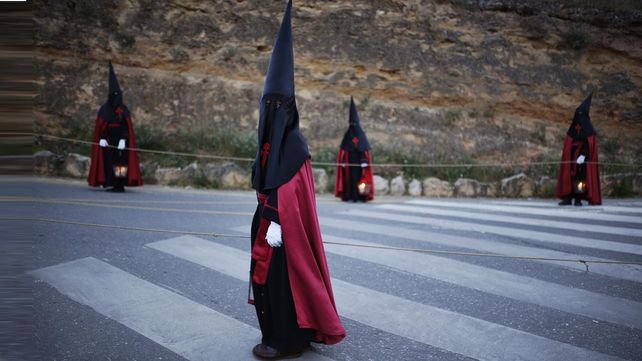 Imágenes de la procesión de Semana Santa alrededor del mundo