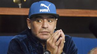 Polémica en las redes por una foto de Diego Armando Maradona cazando animales