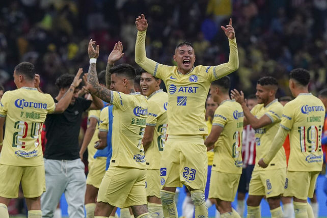 El América de Ortiz ganó el clásico y sigue imparable en México