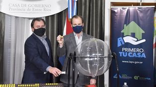 Se sortearon más de 200 viviendas que construyó el IAPV