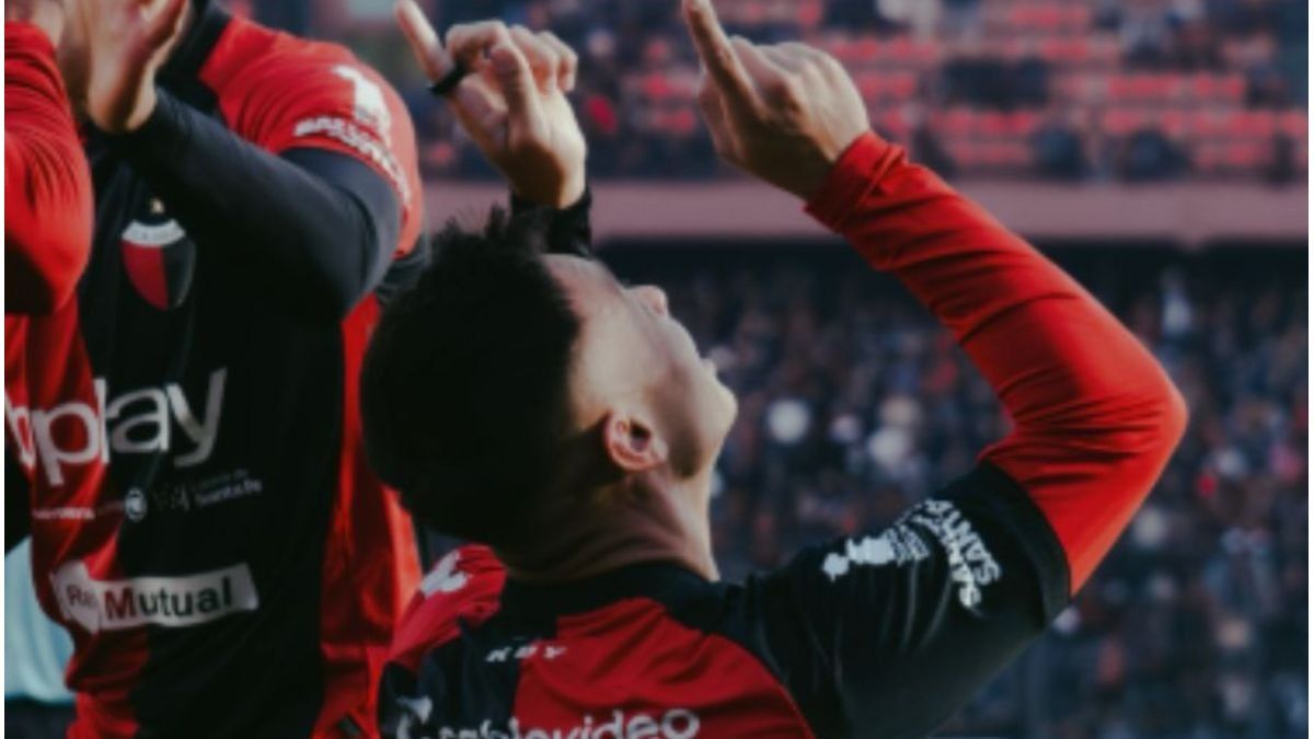 El gol más emotivo de Lértora en Colón: dedicatoria especial y regreso ...