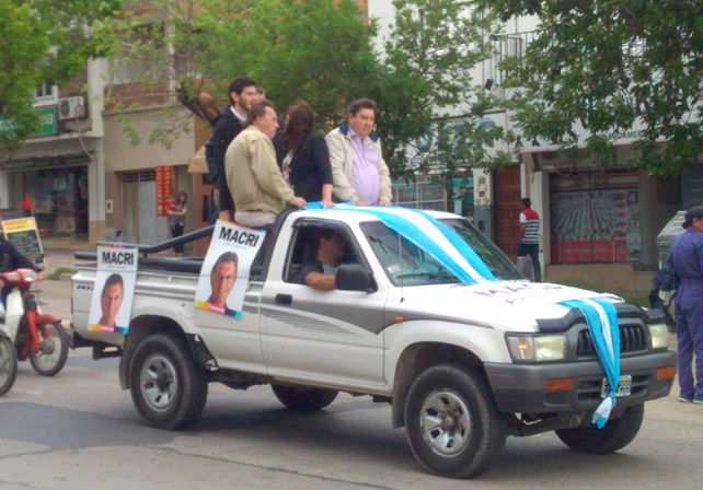Varisco hizo una caravana de apoyo a Macri
