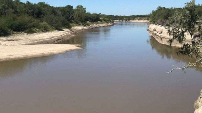 Se hundió una lancha y buscan a un hombre en el río Gualeguay
