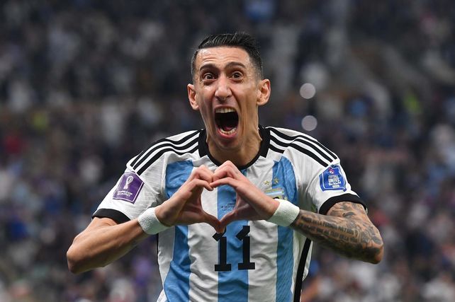 A Di María se le terina el contrato con Benfica en junio de 2024. Después de eso tiene pensado volver a Central.