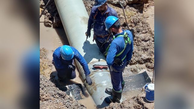 Trabajos de Aguas Santafesina en un tramo que afectó al Desvío Arijón reparado por la empresa