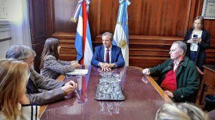 Adán Bahl atendió demandas del sector turístico de Colón.