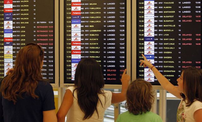 Espa&ntilde;a baj&oacute; de 500.000 nuevos inmigrantes por a&ntilde;o a s&oacute;lo 4.000