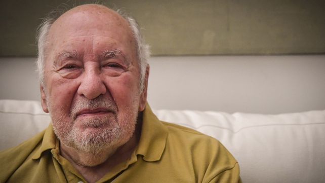 Pesar por el fallecimiento de Guillermo Roux