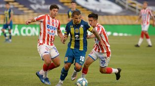 Vecchio llegó con lo justo al partido con Unión y jugó los 90.