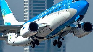 Lanzaron un paro total en Aerolíneas para el próximo lunes