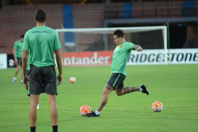 El plantel canalla trabajó durante una hora y media en el Atanasio Girardot.