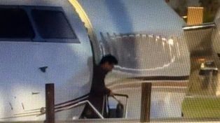 Lionel Messi llegó bien temprano al aeropuerto de Fisherton y ya está en Funes