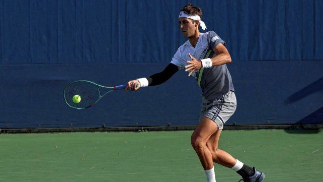 Tomás Etcheverry arrancó con el pie derecho en el ATP 250 de Hangzhou.