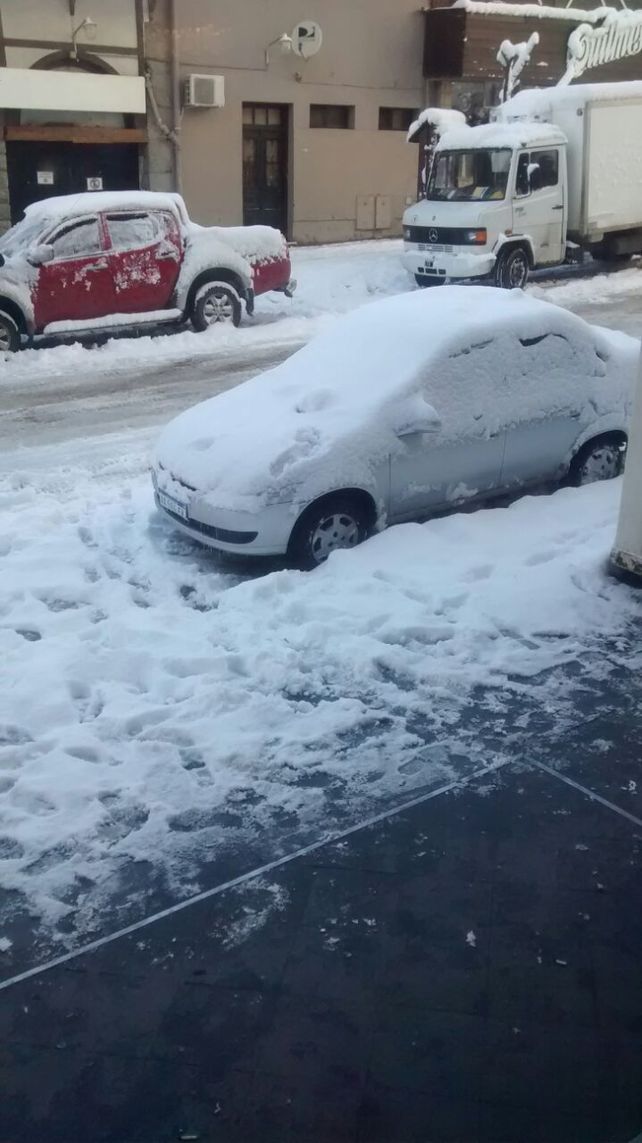 Santafesinos varados en Bariloche: sin fecha de regreso y sin hospedaje en una ciudad saturada