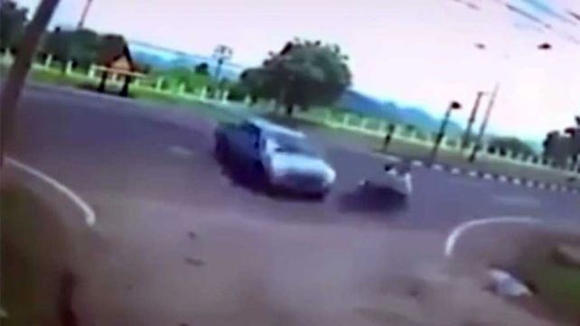 El momento del impacto fatal.